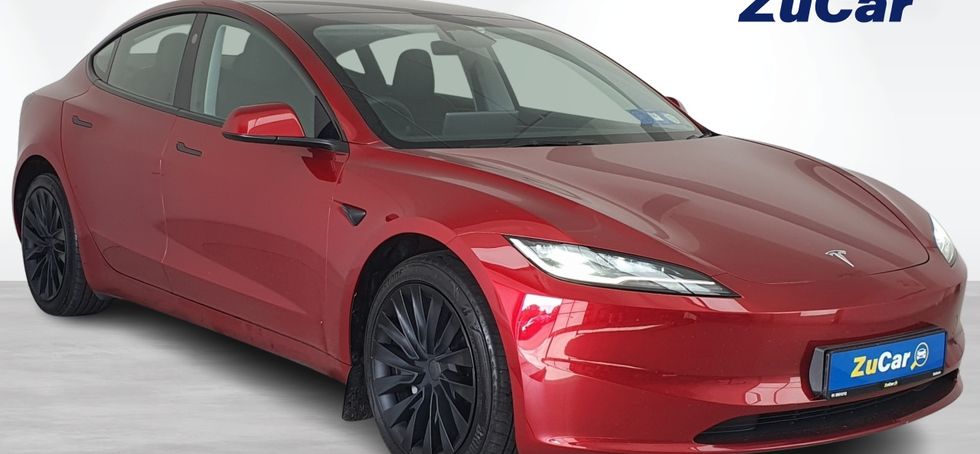 Tesla Model 3 2025
