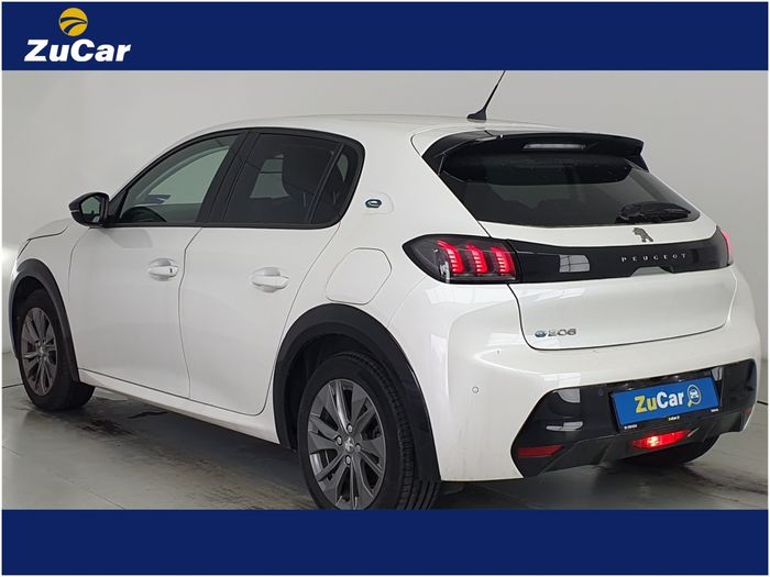 Peugeot 208 2022