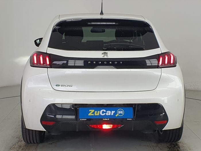 Peugeot 208 2022