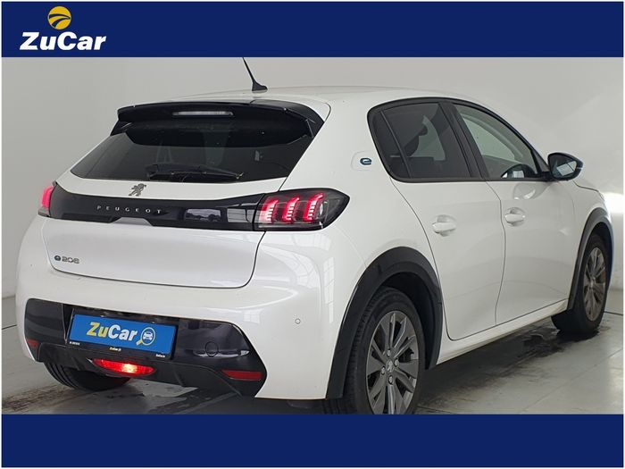 Peugeot 208 2022