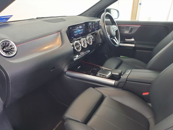 Mercedes-Benz EQA 2022