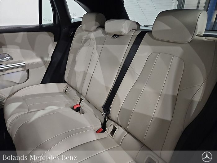 Mercedes-Benz GLA 2026