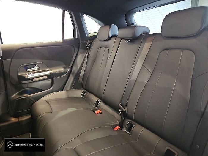 Mercedes-Benz GLA 2026