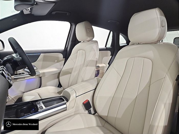 Mercedes-Benz GLA 2026