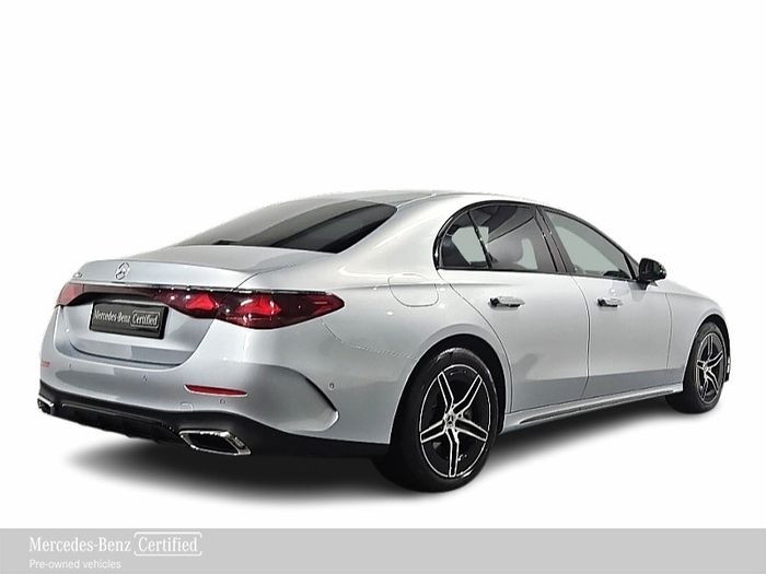 Mercedes-Benz E-Class 2024
