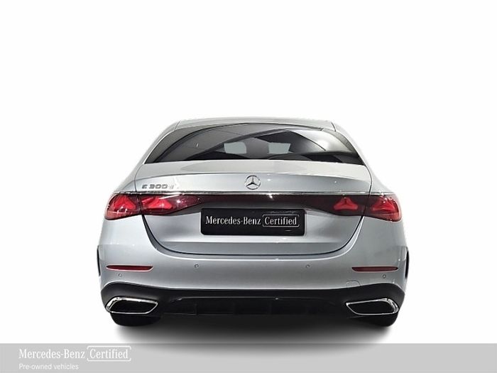 Mercedes-Benz E-Class 2024