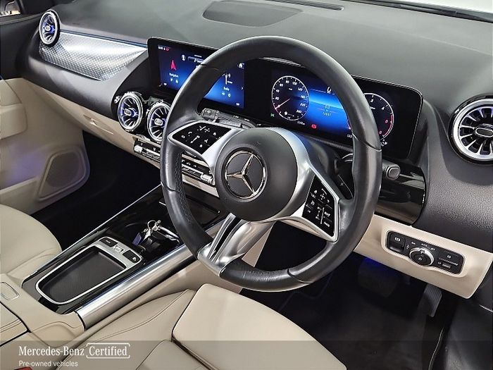 Mercedes-Benz GLA 2024