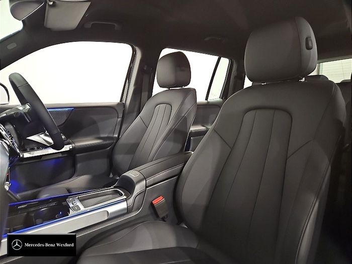 Mercedes-Benz GLB 2026