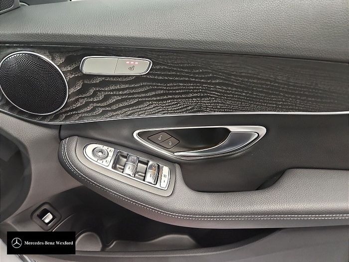 Mercedes-Benz C-Class 2020