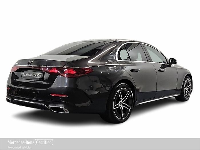 Mercedes-Benz E-Class 2024