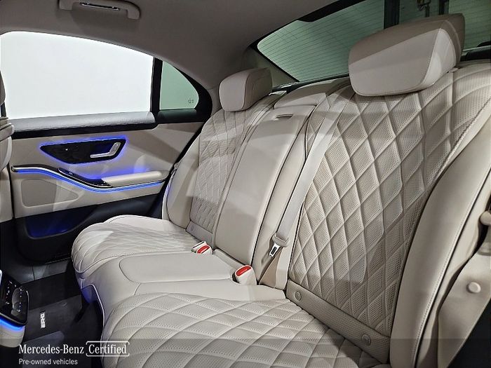 Mercedes-Benz S-Class 2025