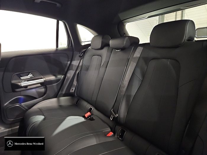 Mercedes-Benz GLA 2026