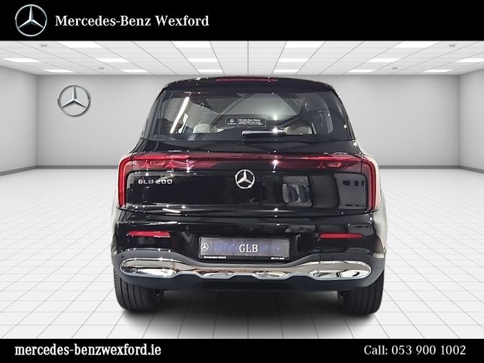 Mercedes-Benz GLB 2026
