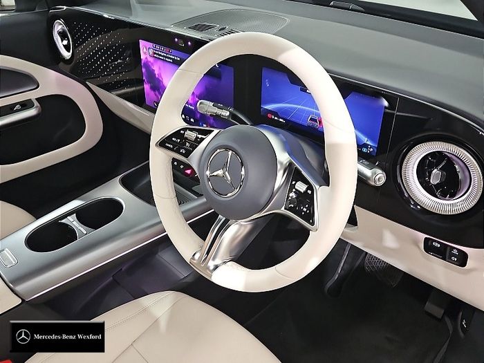 Mercedes-Benz GLB 2026