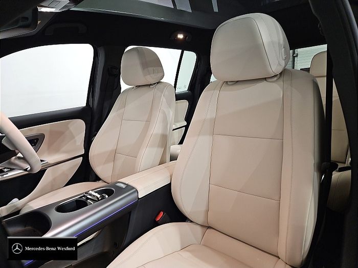 Mercedes-Benz GLB 2026