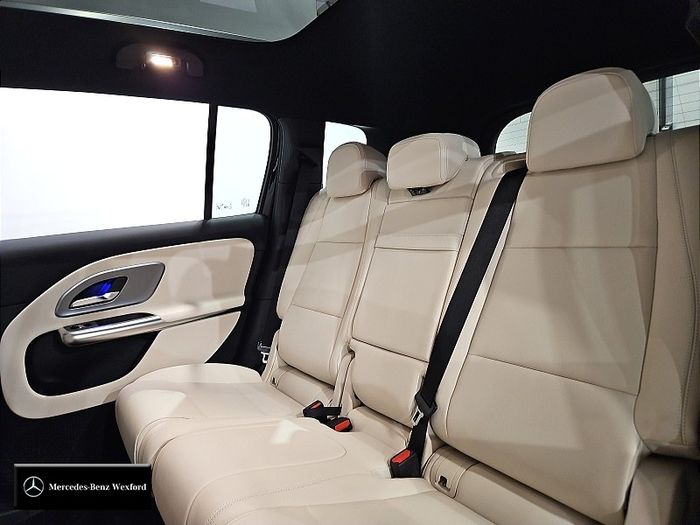 Mercedes-Benz GLB 2026