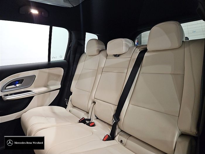 Mercedes-Benz GLB 2026