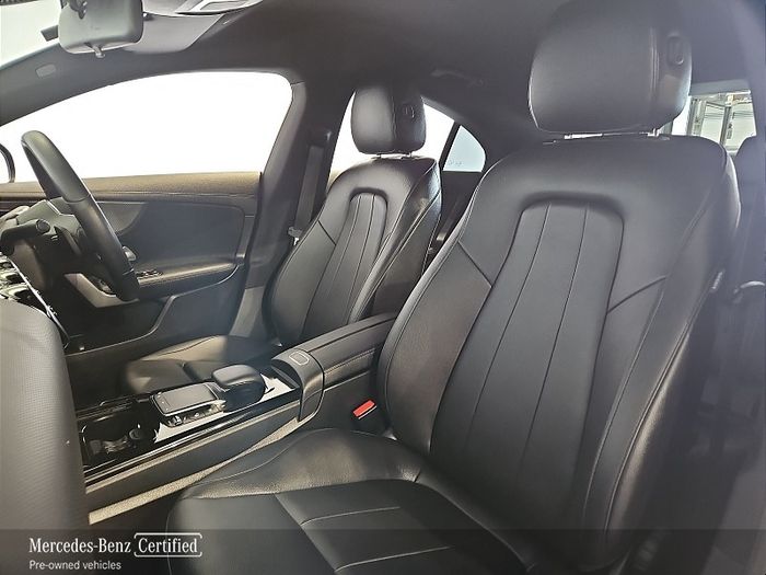 Mercedes-Benz CLA 2023