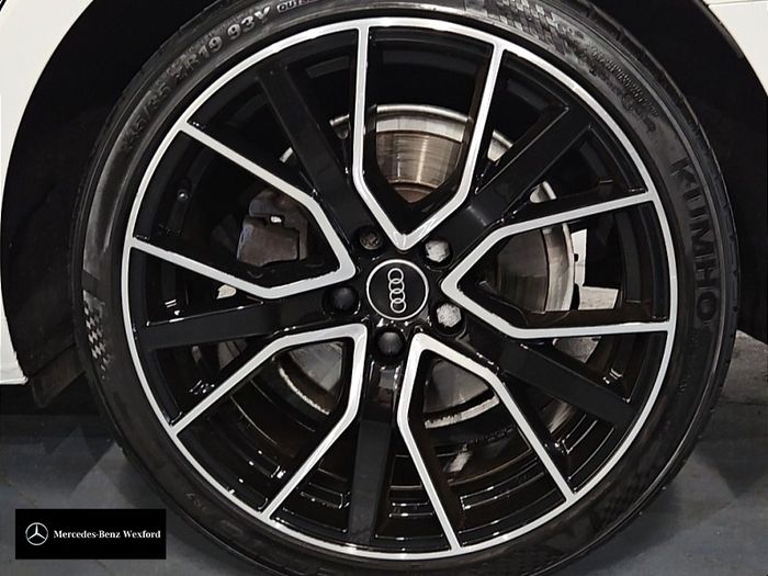 Audi A4 2023