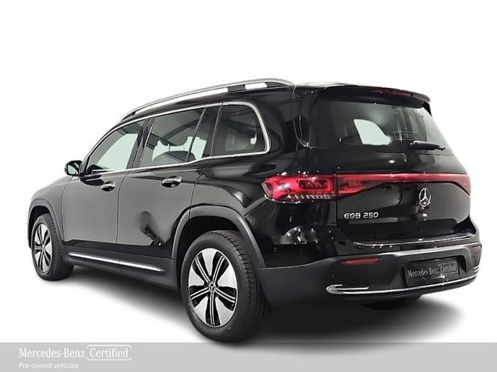 Mercedes-Benz EQB 2023