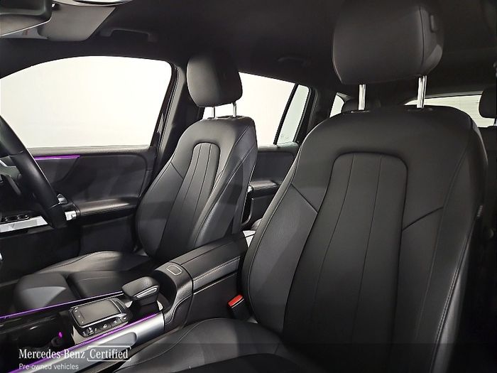 Mercedes-Benz EQB 2023