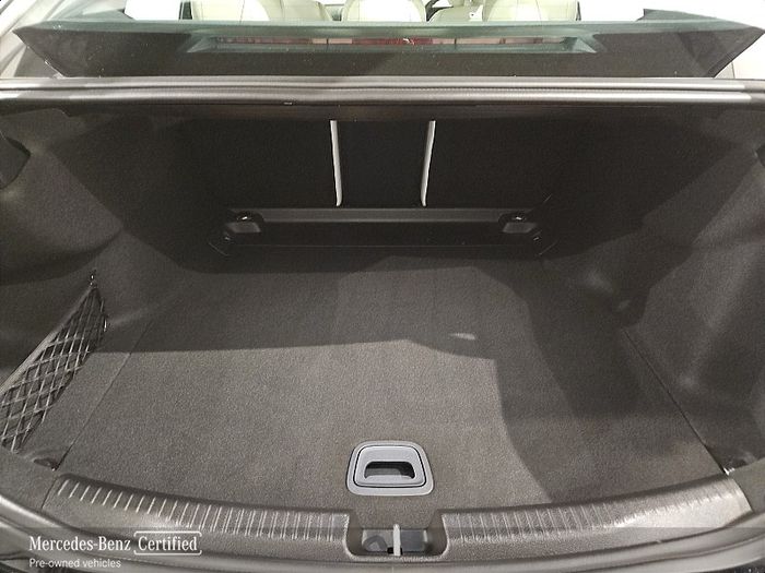 Mercedes-Benz C-Class 2024