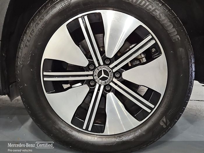 Mercedes-Benz EQB 2023