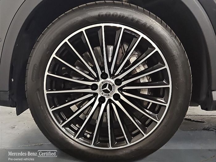 Mercedes-Benz GLC 2025
