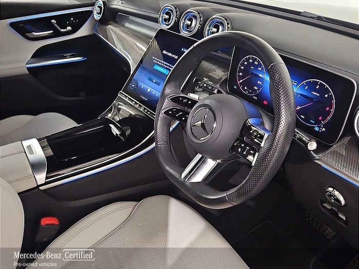 Mercedes-Benz GLC 2025