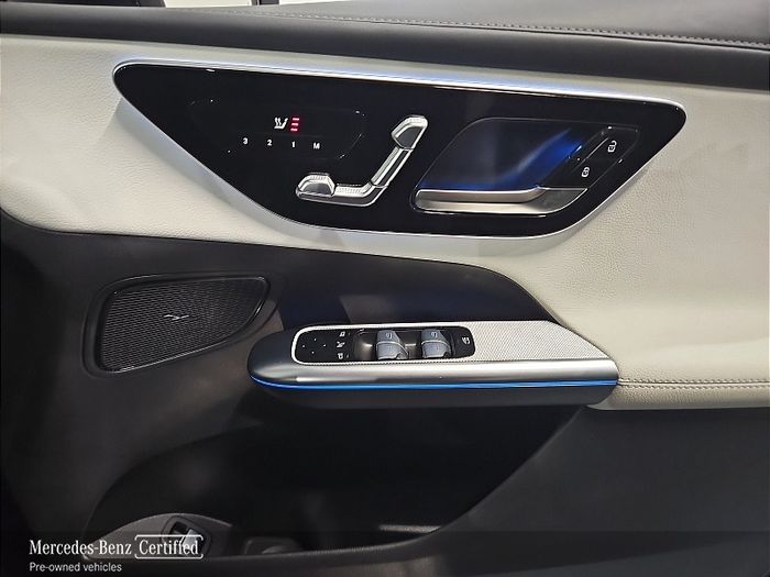 Mercedes-Benz GLC 2025