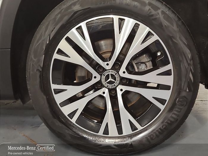 Mercedes-Benz GLB 2023