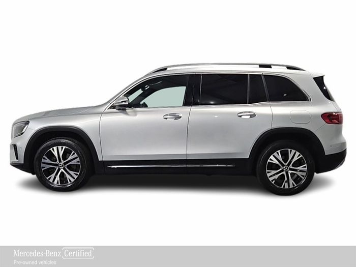 Mercedes-Benz GLB 2023