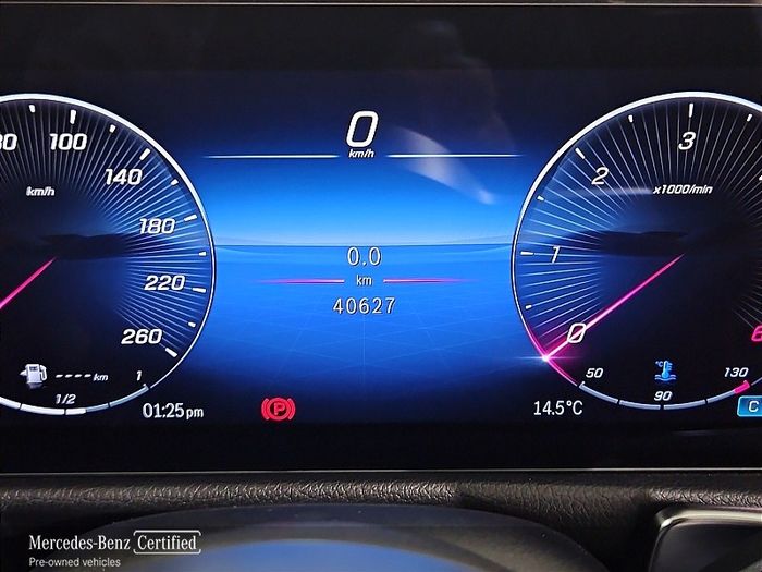 Mercedes-Benz GLB 2023