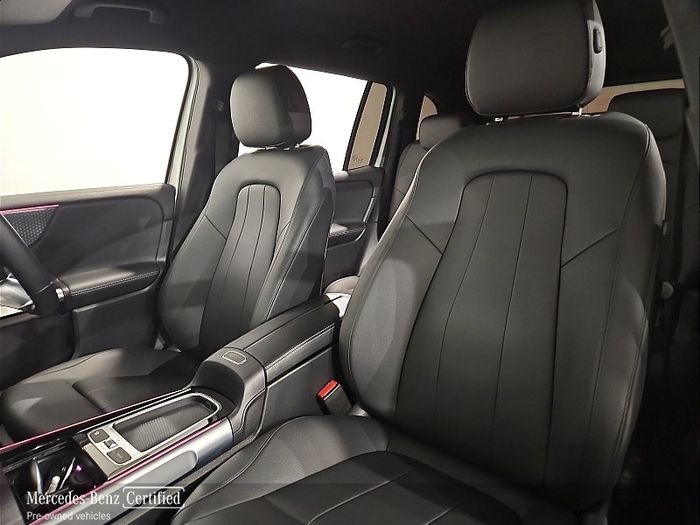 Mercedes-Benz GLB 2023
