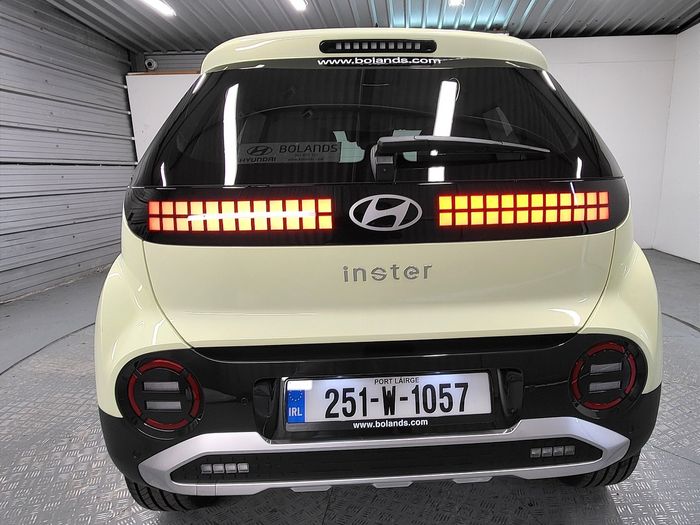 Hyundai INSTER 2026