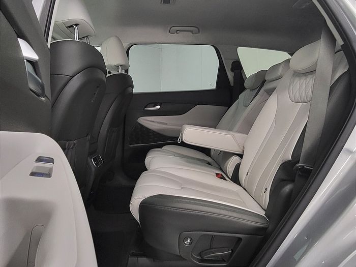 Hyundai Santa Fe 2023