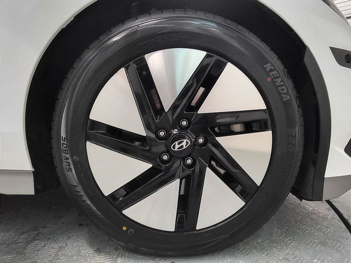 Hyundai Ioniq 6 2024