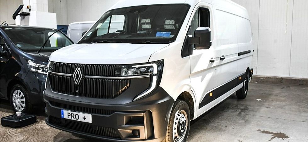 Renault Master 2025