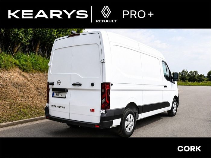 Nissan Interstar 2025