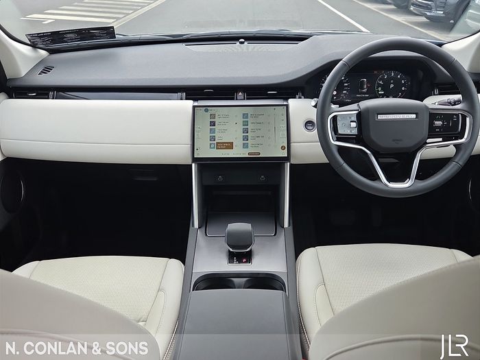 Land Rover Discovery Sport 2025