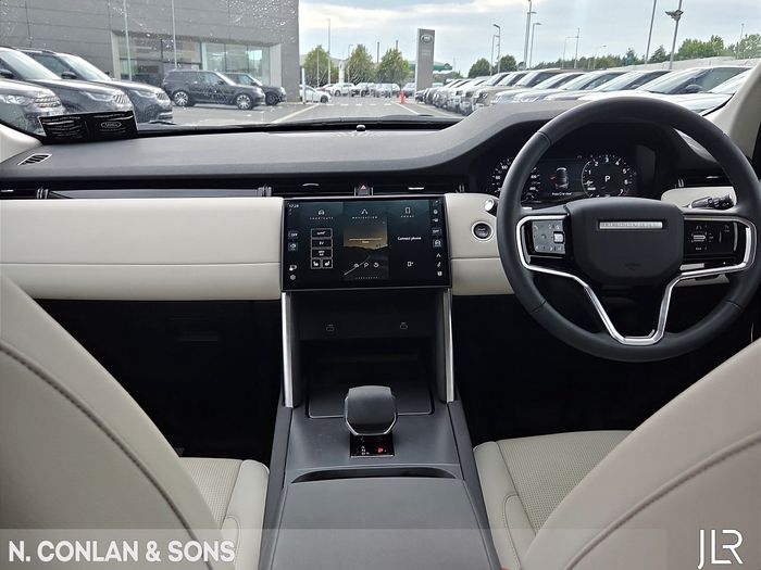Land Rover Discovery Sport 2025