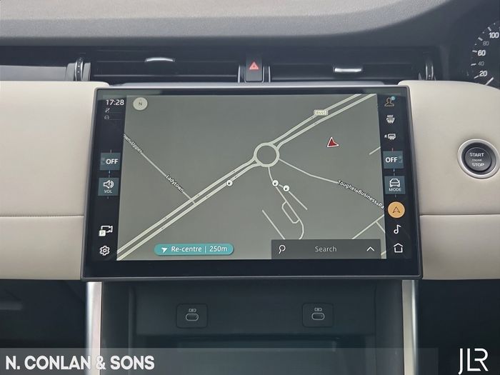 Land Rover Discovery Sport 2025