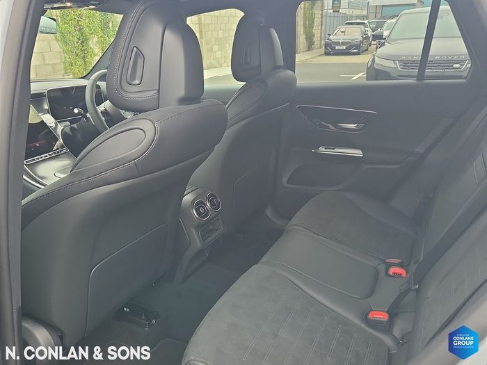 Mercedes-Benz GLC-Class 2025