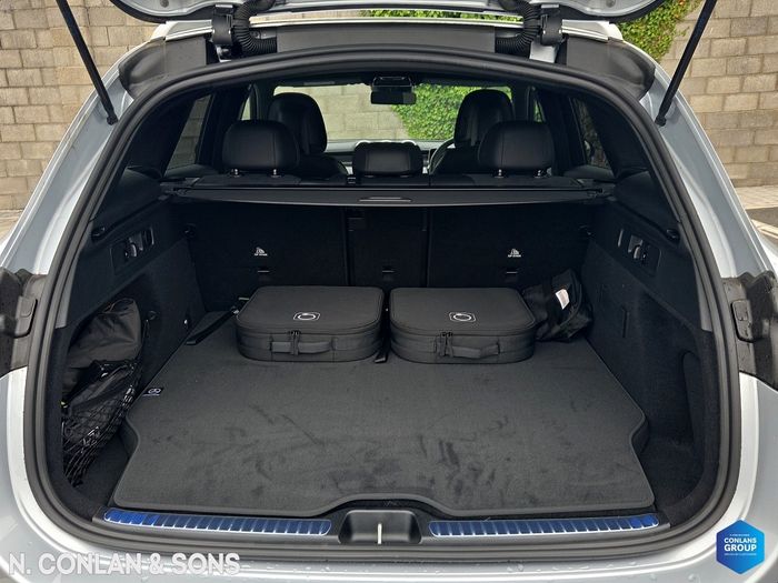Mercedes-Benz GLC-Class 2025