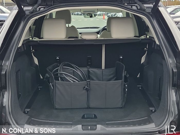 Land Rover Discovery Sport 2025