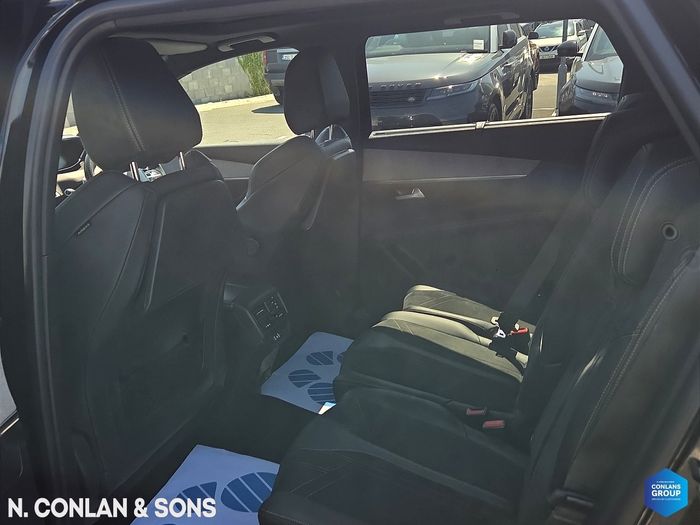 Peugeot 5008 2021