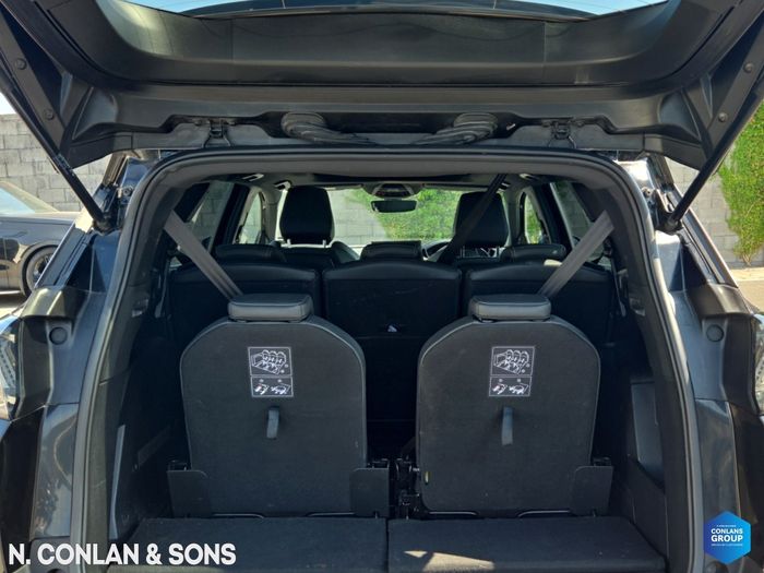 Peugeot 5008 2021