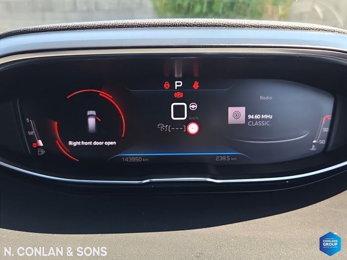 Peugeot 5008 2021