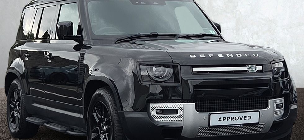 Land Rover Defender 2025