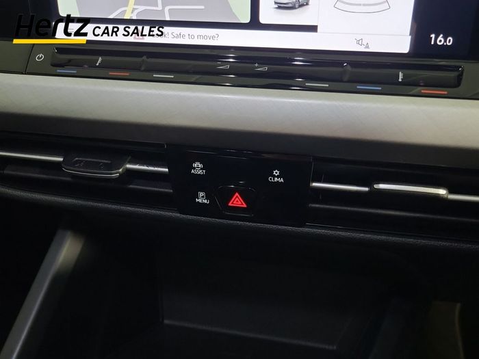 Volkswagen Golf 2024
